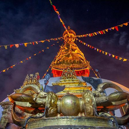 Oyo 166 Kathmandu Tourist Home Екстериор снимка