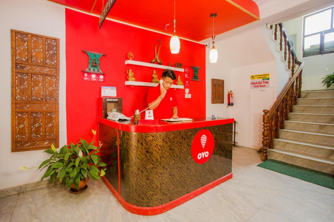Oyo 166 Kathmandu Tourist Home Екстериор снимка