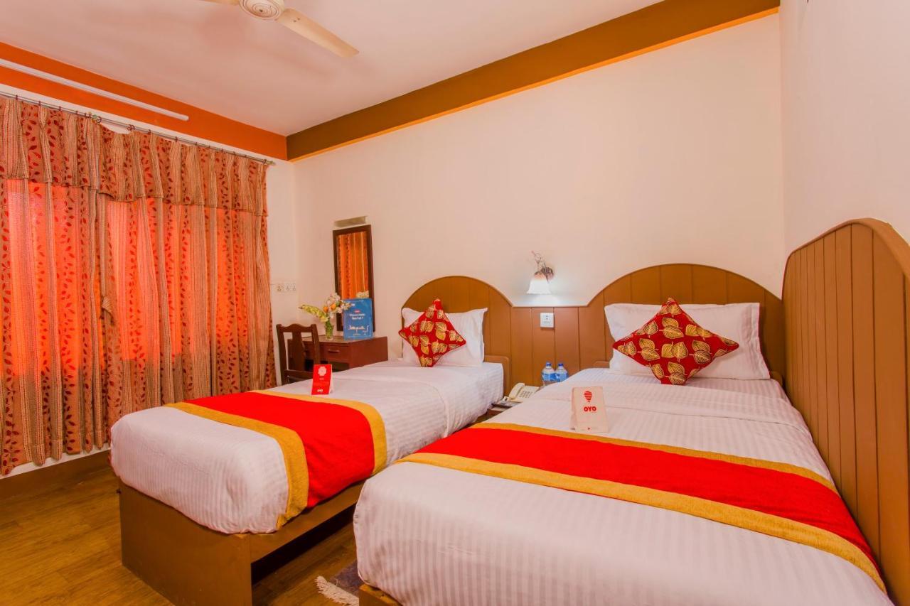Oyo 166 Kathmandu Tourist Home Екстериор снимка