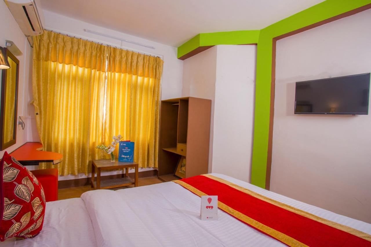 Oyo 166 Kathmandu Tourist Home Екстериор снимка