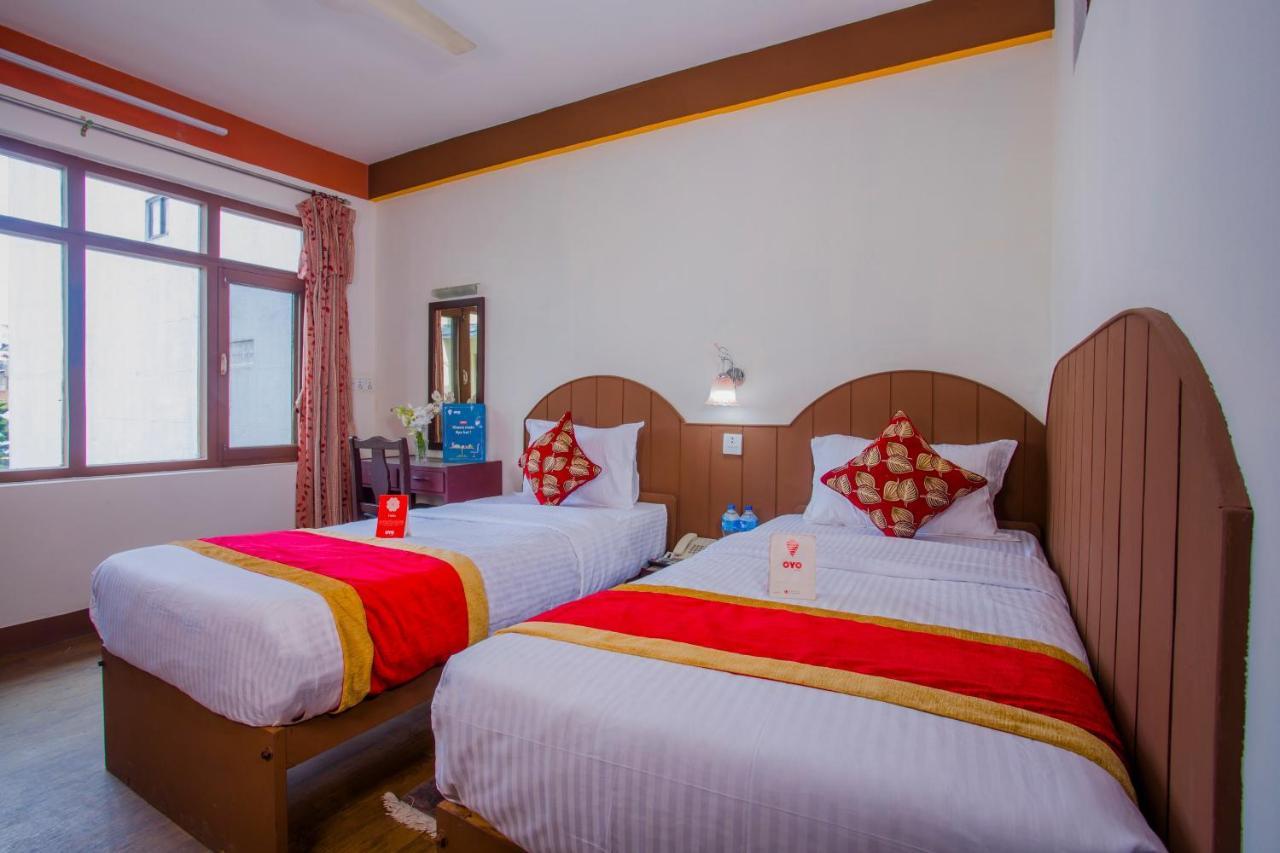Oyo 166 Kathmandu Tourist Home Екстериор снимка