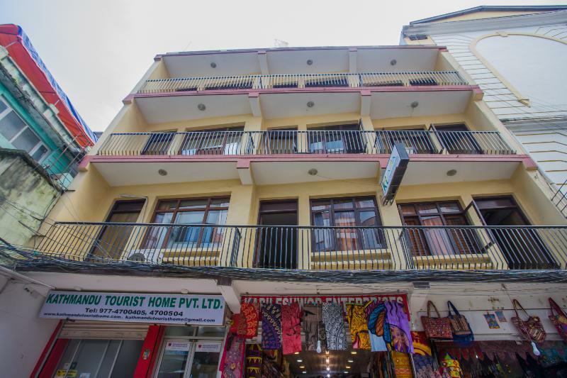 Oyo 166 Kathmandu Tourist Home Екстериор снимка