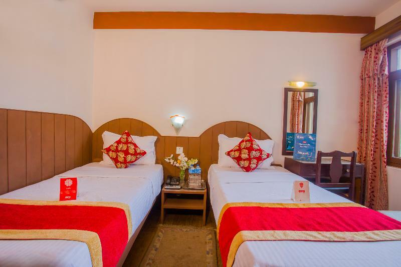 Oyo 166 Kathmandu Tourist Home Екстериор снимка