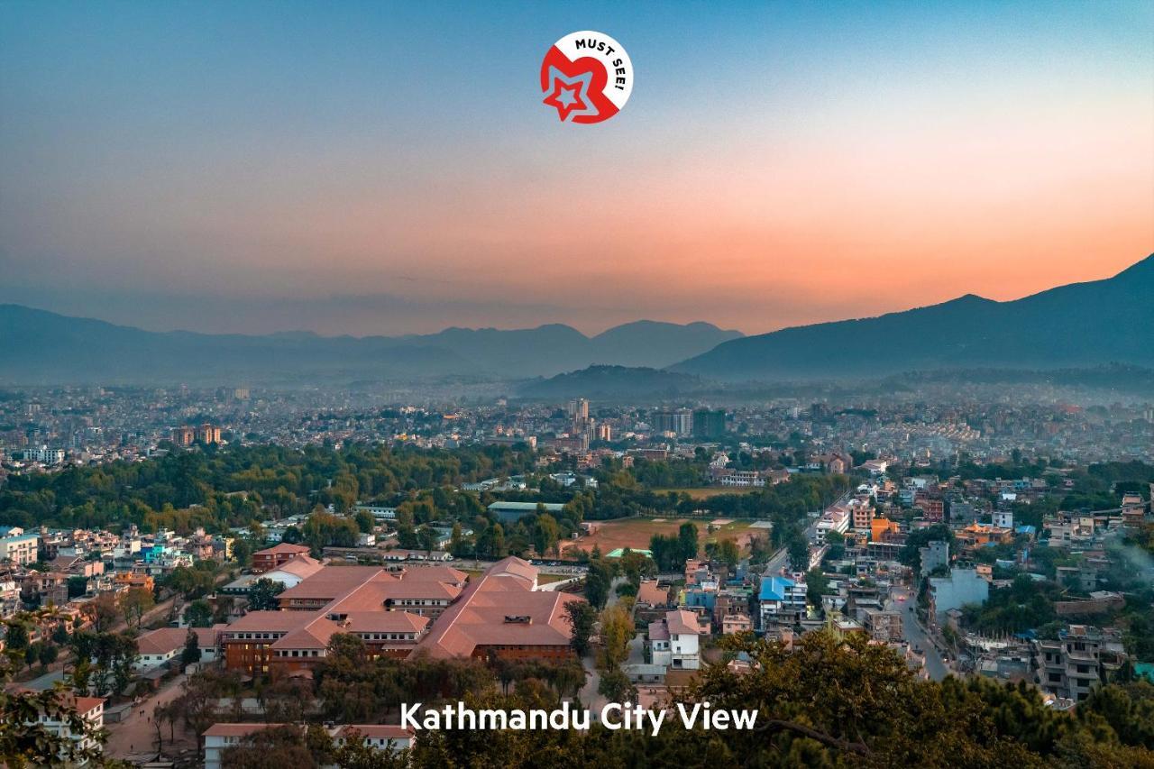 Oyo 166 Kathmandu Tourist Home Екстериор снимка